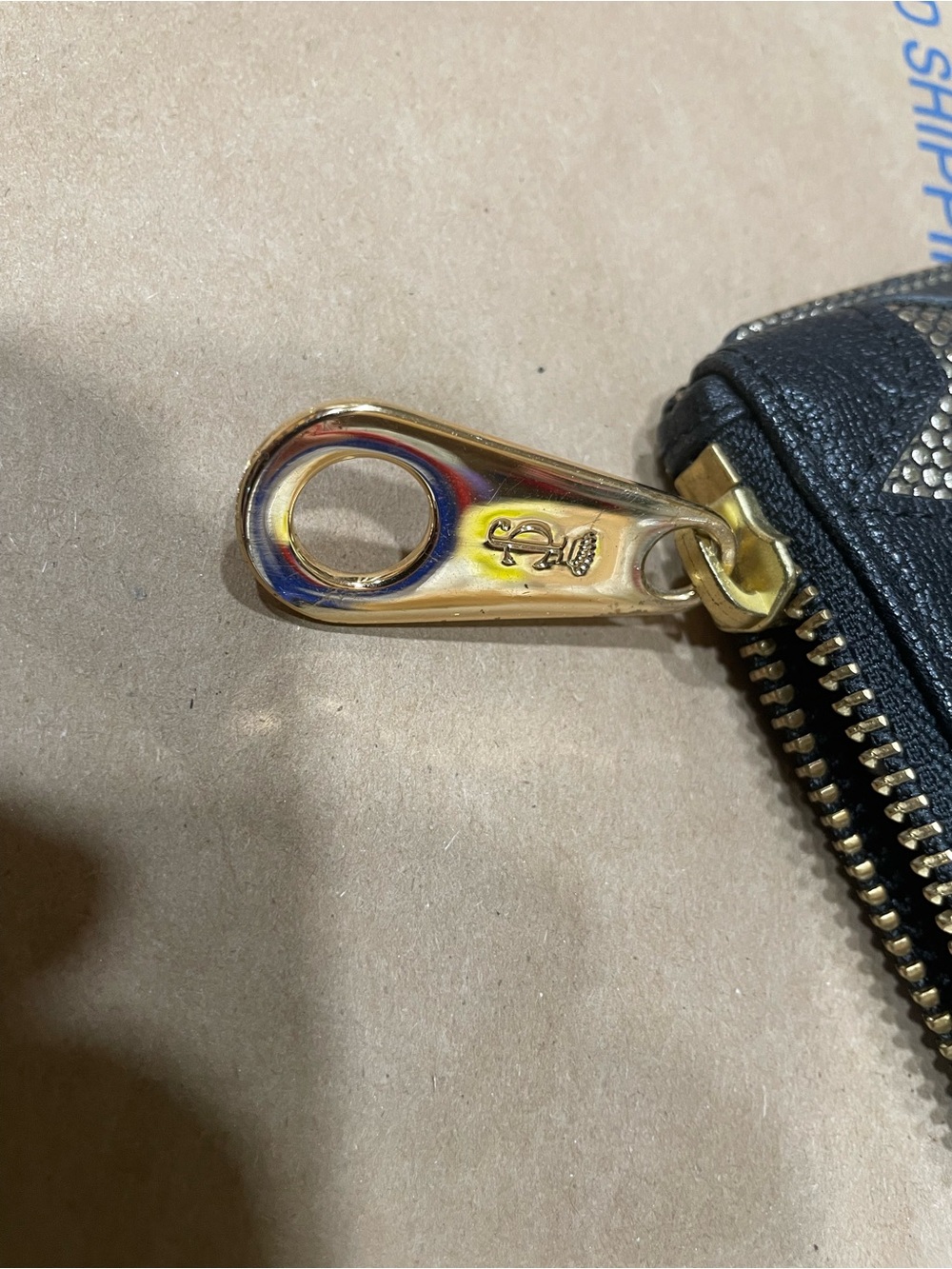 Juicy Couture Black 100% Goat Leather Wristlet with Metallic Stars EUC - Picture 4 of 10
